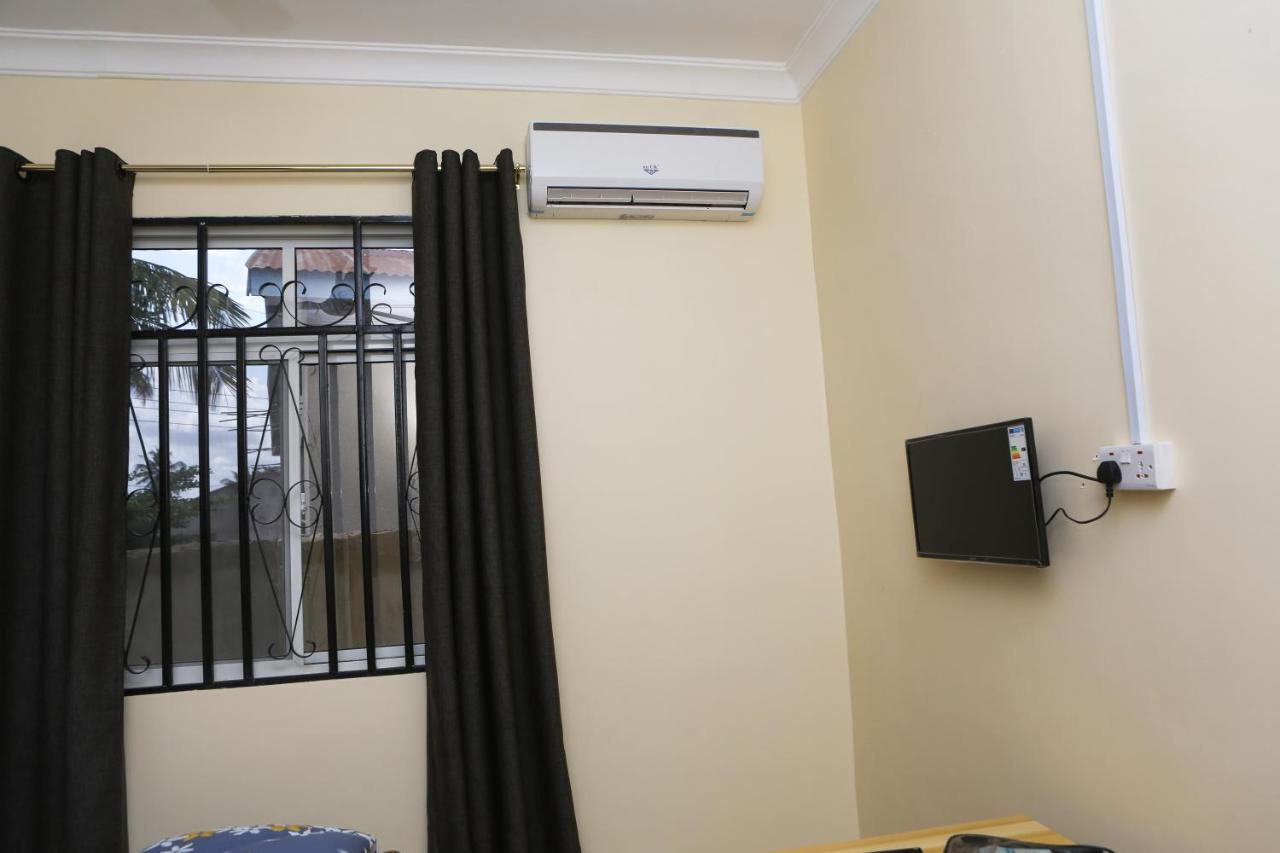 Chibuba Airport Accommodation Dar-es-Salaam Eksteriør bilde